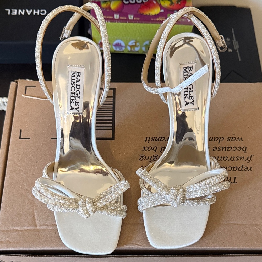 Badgley Mischka Pearl Embellished White Heels